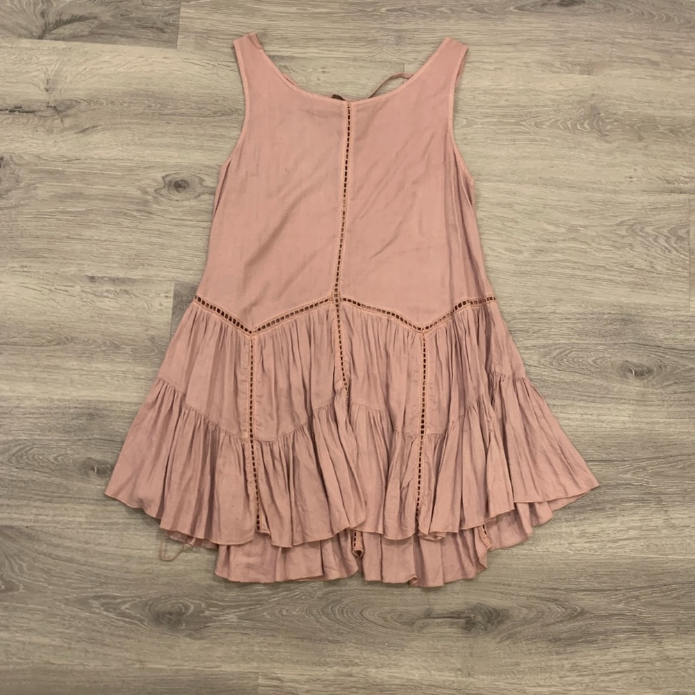 light pink loose top/tank